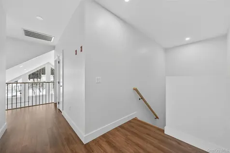 12 Lew Street Woodridge NY 12789