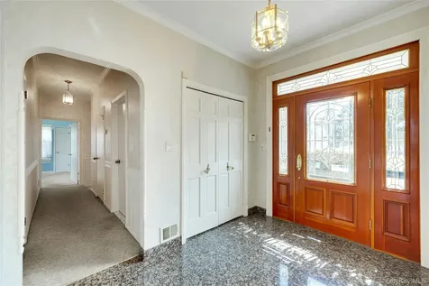 115 Elizabeth Road New Rochelle NY 10804