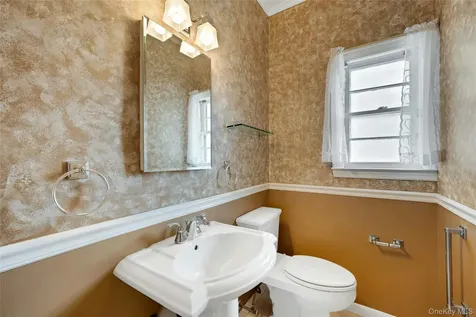 115 Elizabeth Road New Rochelle NY 10804