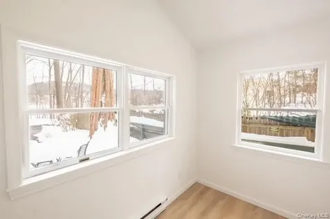 66 Lake Shore Drive Patterson NY 12563
