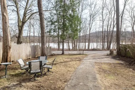 66 Lake Shore Drive Patterson NY 12563