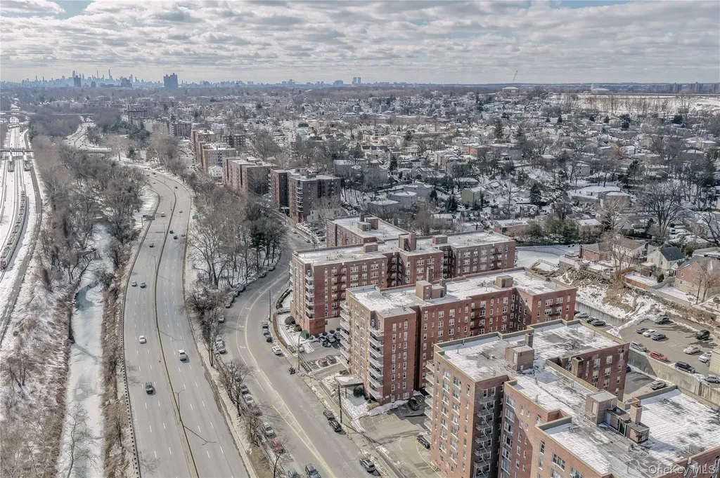 345 Bronx River Road Yonkers NY 10704