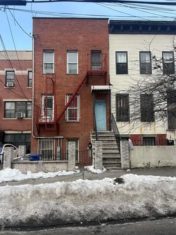 635 Eagle Avenue Bronx NY 10455