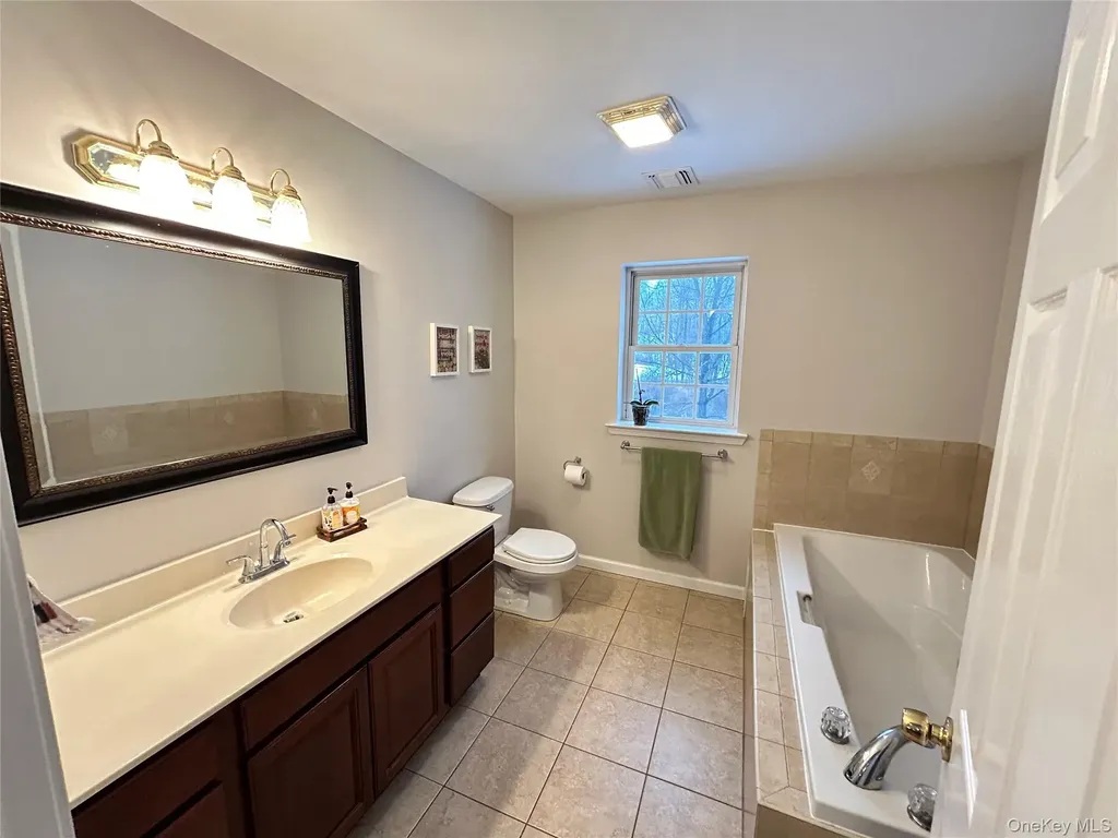 53 Daly Road Middletown NY 10940