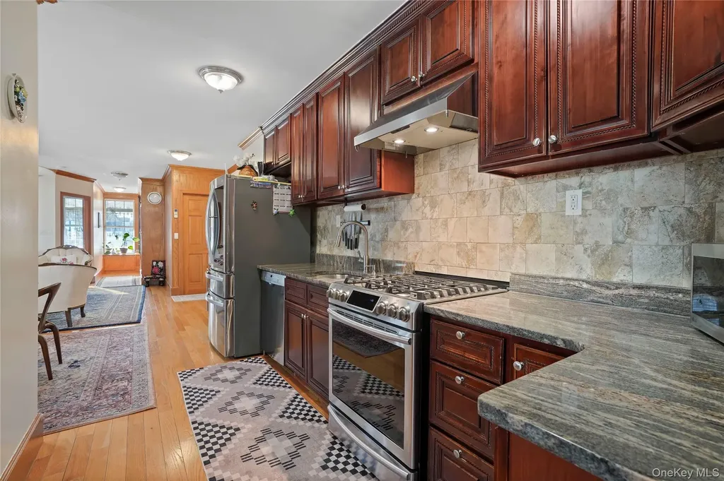 6325 60th Place Ridgewood NY 11385