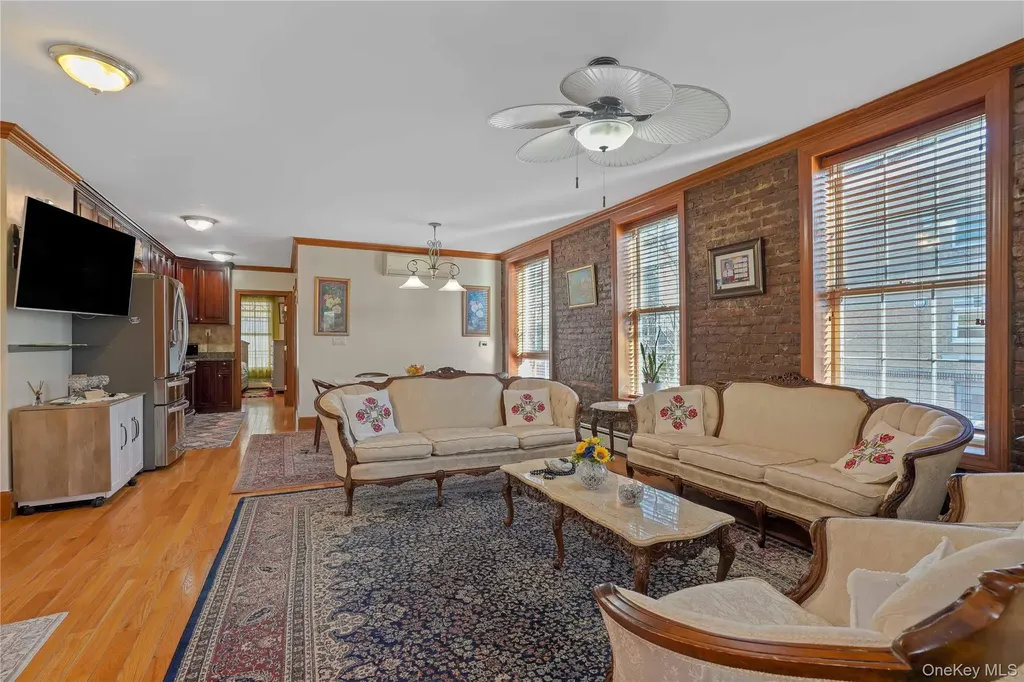 6325 60th Place Ridgewood NY 11385