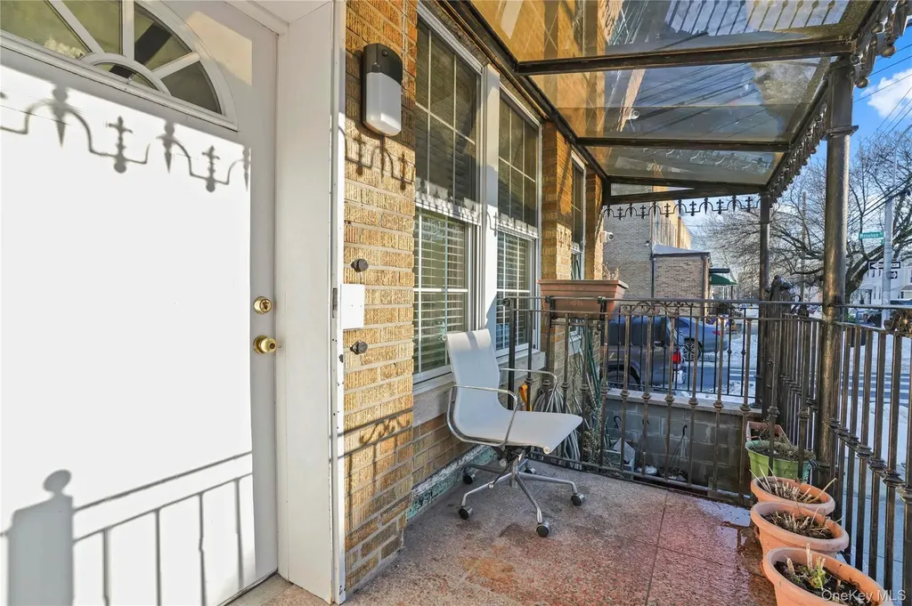 6325 60th Place Ridgewood NY 11385