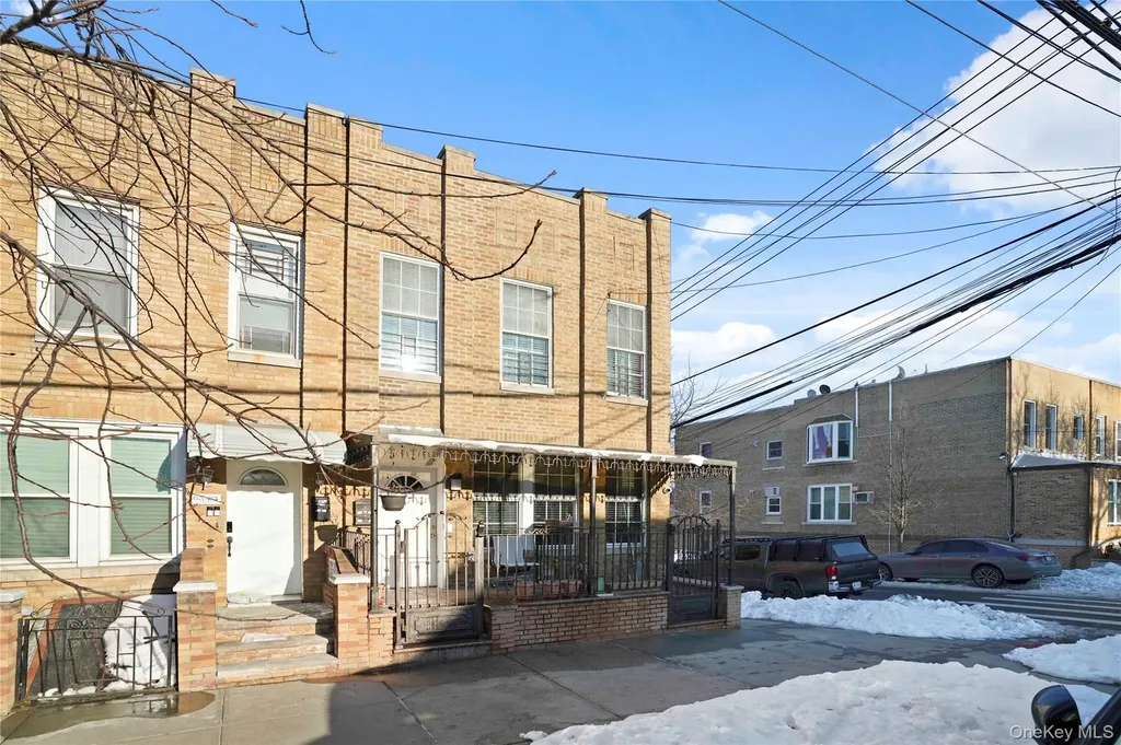 6325 60th Place Ridgewood NY 11385