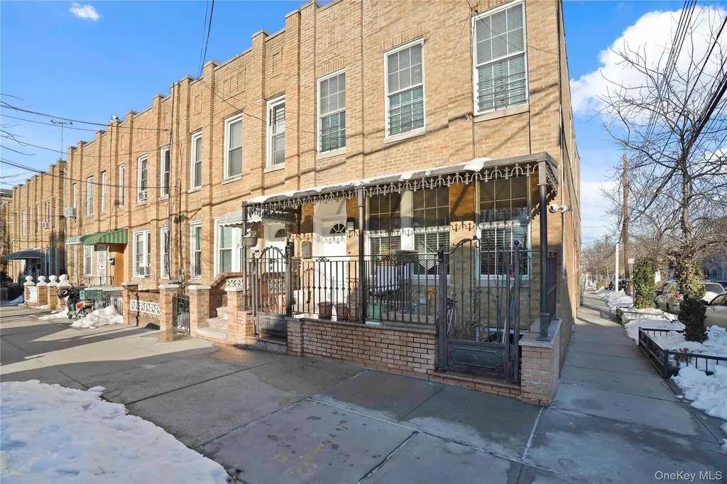 6325 60th Place Ridgewood NY 11385