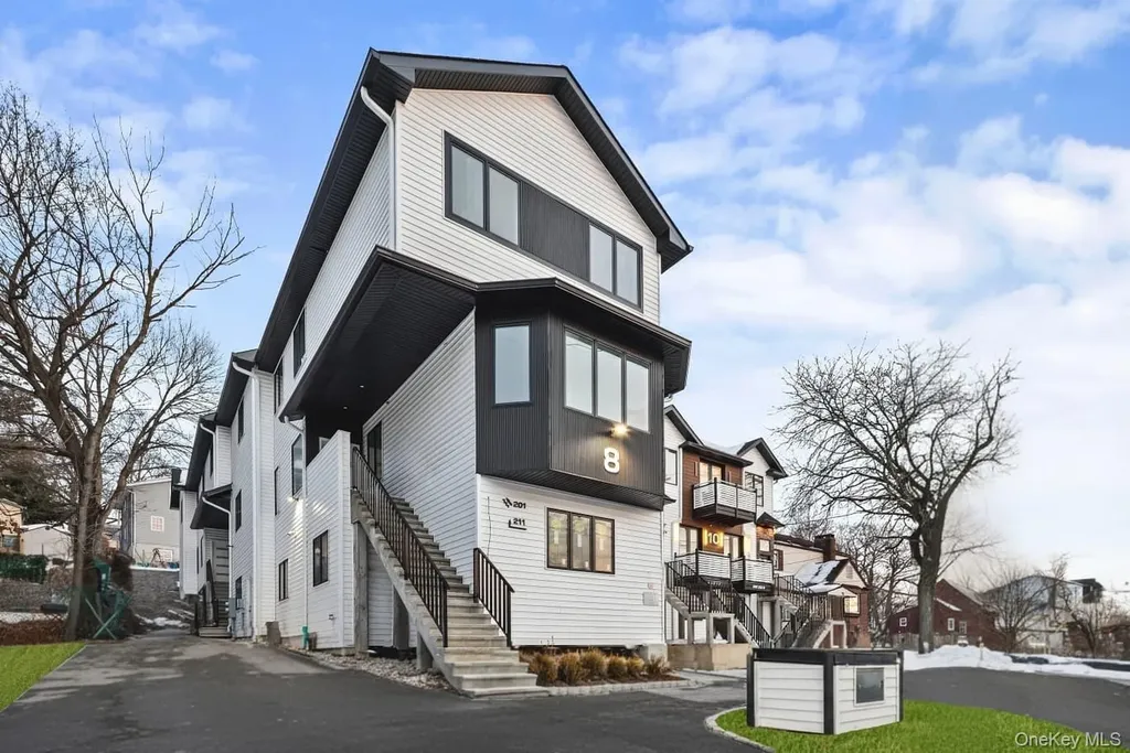8 Memorial Park Drive Spring Valley NY 10977