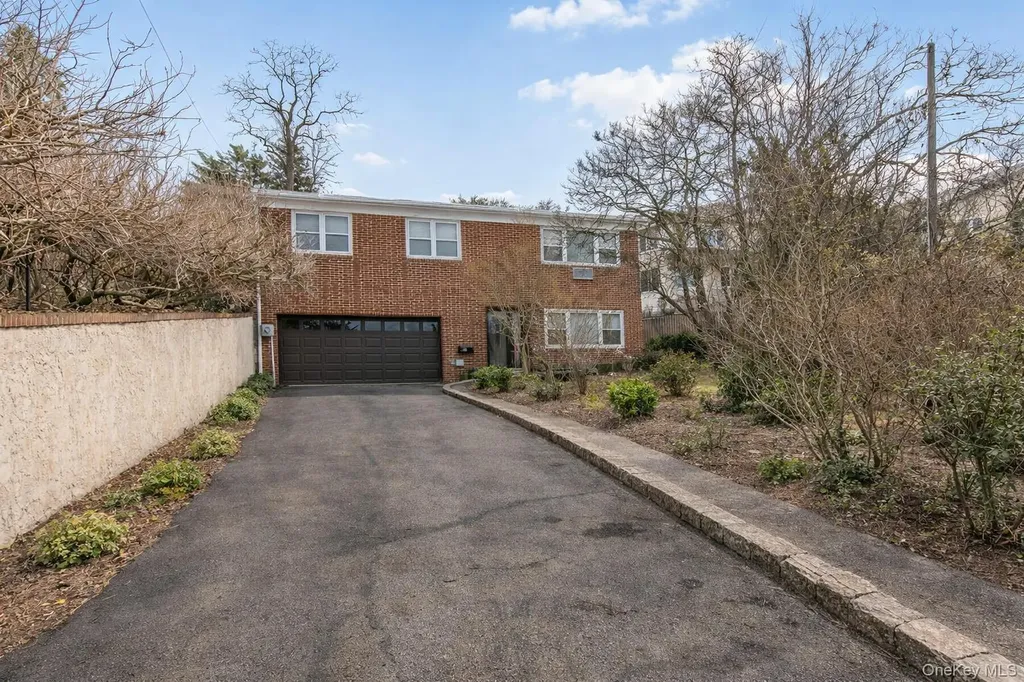 201 Shonnard Terrace Yonkers NY 10701