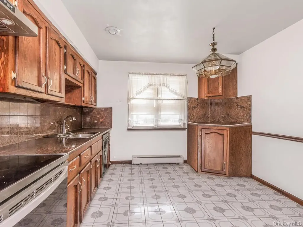 201 Shonnard Terrace Yonkers NY 10701