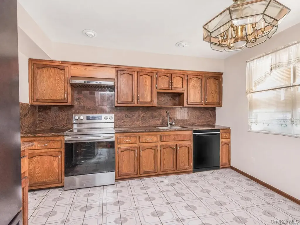 201 Shonnard Terrace Yonkers NY 10701