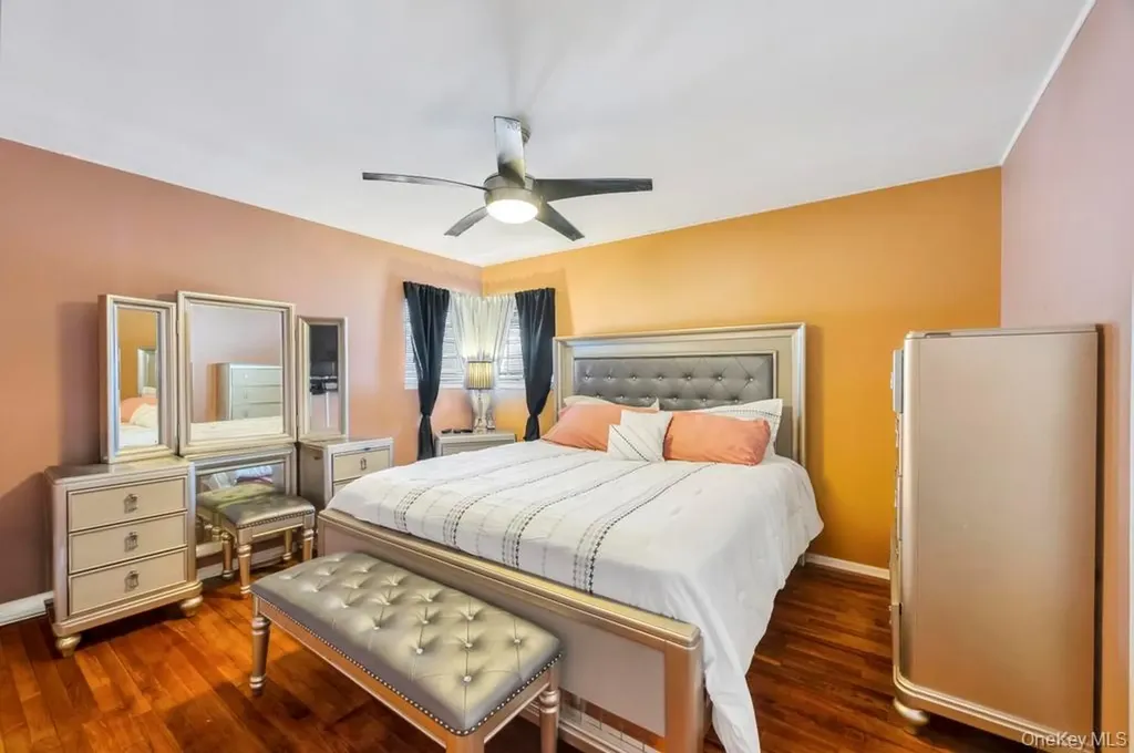488 Pershing Boulevard Rockville Centre NY 11570