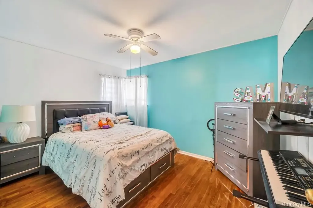 488 Pershing Boulevard Rockville Centre NY 11570