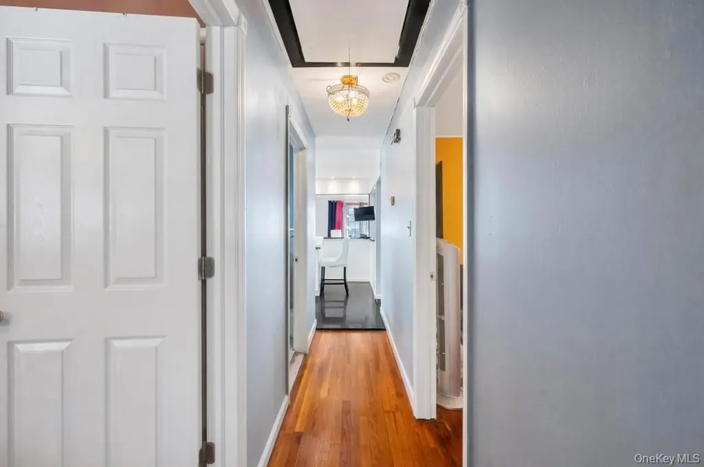488 Pershing Boulevard Rockville Centre NY 11570