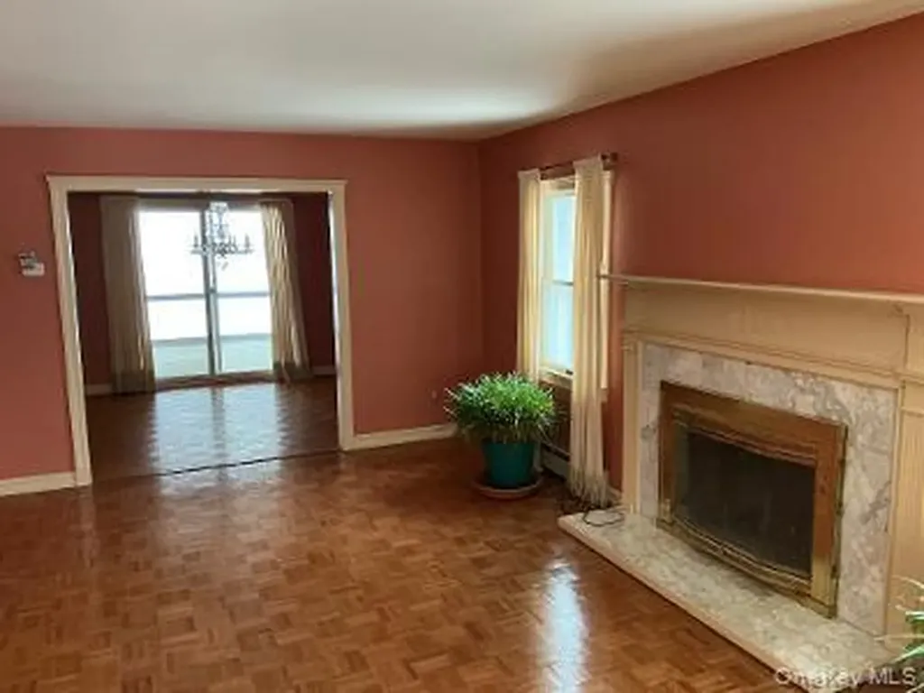 50 Parkway Goshen NY 10924
