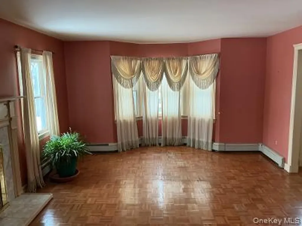 50 Parkway Goshen NY 10924