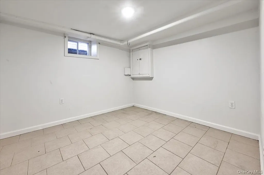 2248 Haviland Avenue Bronx NY 10462