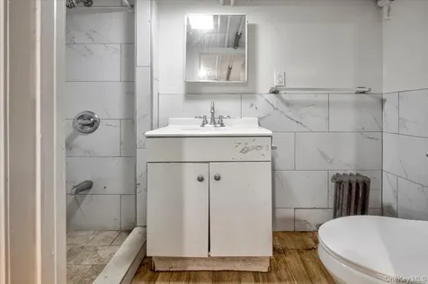 2248 Haviland Avenue Bronx NY 10462