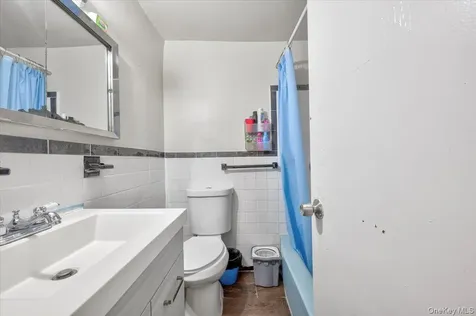 2248 Haviland Avenue Bronx NY 10462
