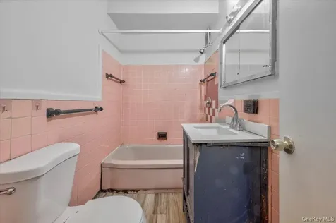 2248 Haviland Avenue Bronx NY 10462