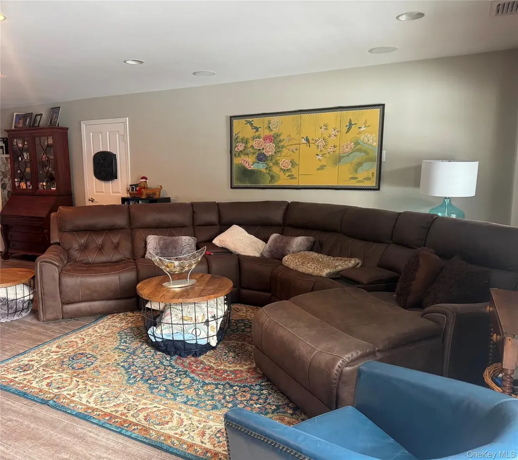 21 High Ridge Lane Middletown NY 10940