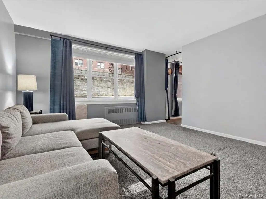 25 Franklin Avenue White Plains NY 10601