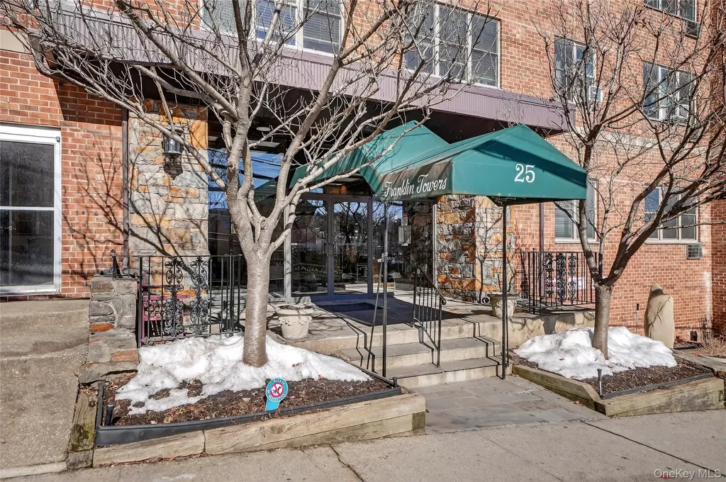 25 Franklin Avenue White Plains NY 10601
