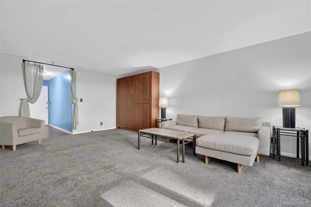 25 Franklin Avenue White Plains NY 10601