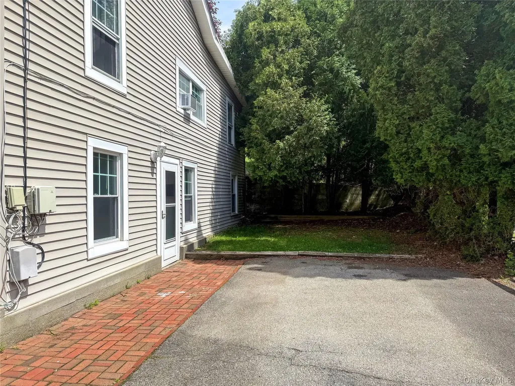 504 Route 9d Beacon NY 12508