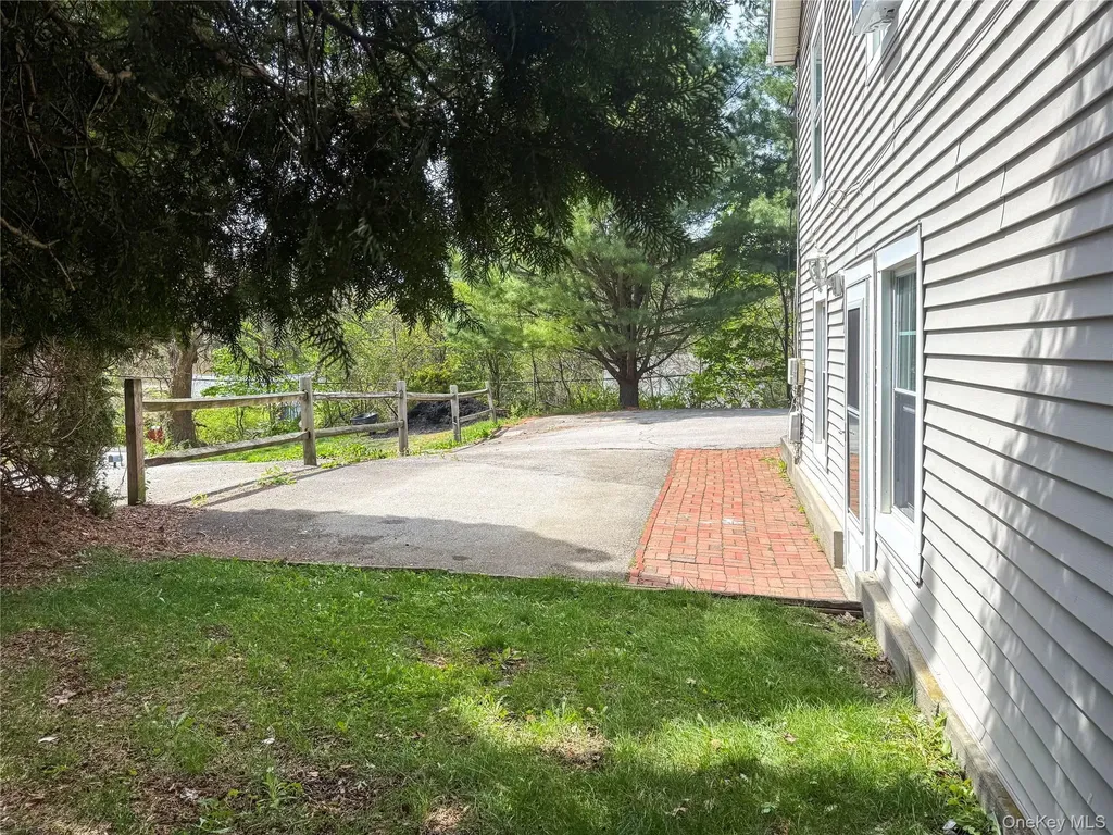 504 Route 9d Beacon NY 12508