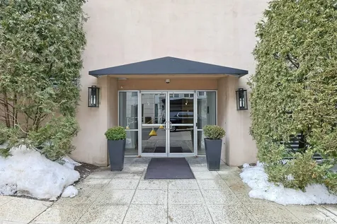 31 Greenridge Avenue White Plains NY 10605