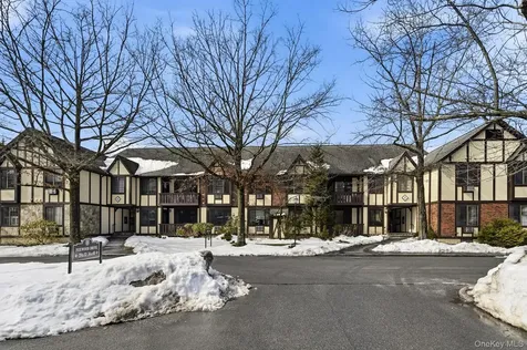 17 Foxwood Drive Pleasantville NY 10570