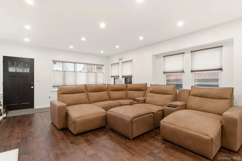 1672 Hendrickson Street Brooklyn NY 11234