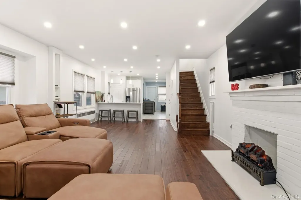 1672 Hendrickson Street Brooklyn NY 11234