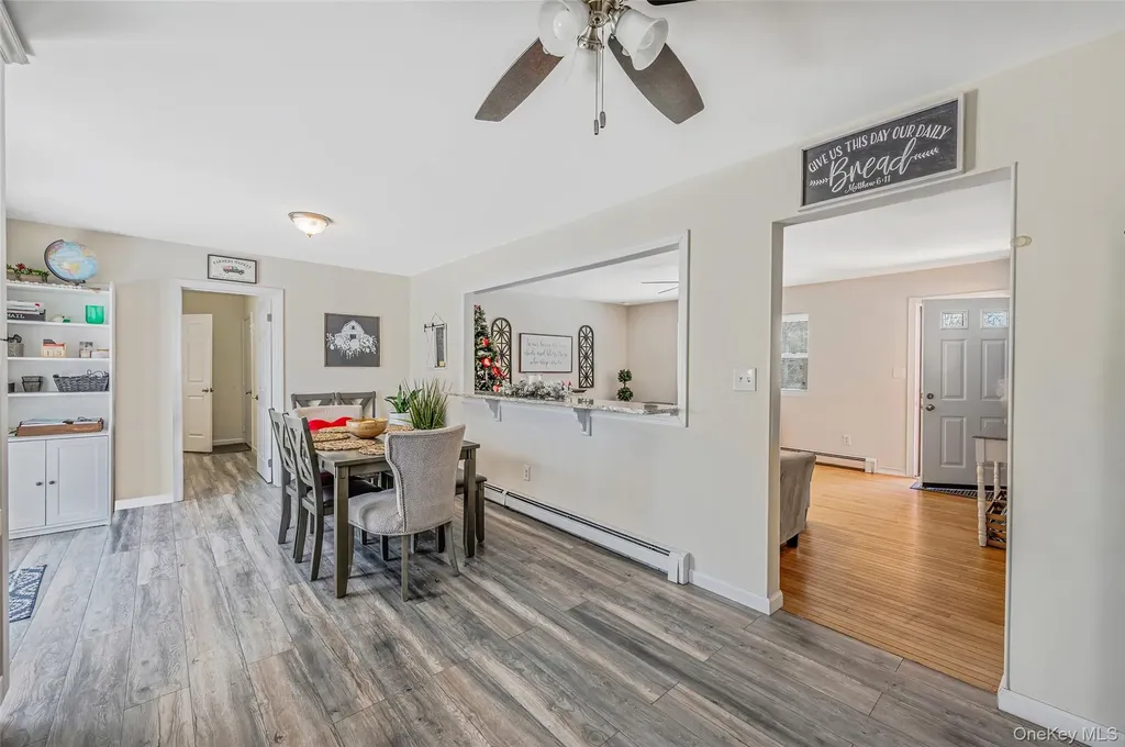 126 Floyd Road Shirley NY 11967