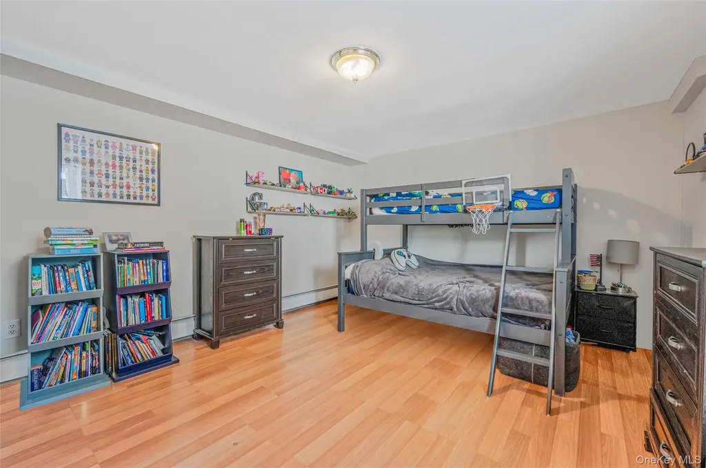 126 Floyd Road Shirley NY 11967