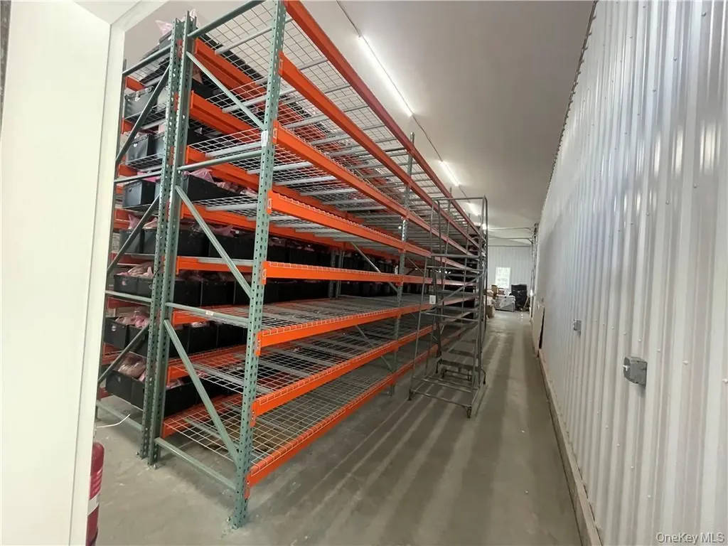 95 Bill Larkin Drive New Windsor NY 12553