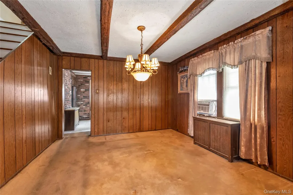 30 Putnam Avenue Lynbrook NY 11563