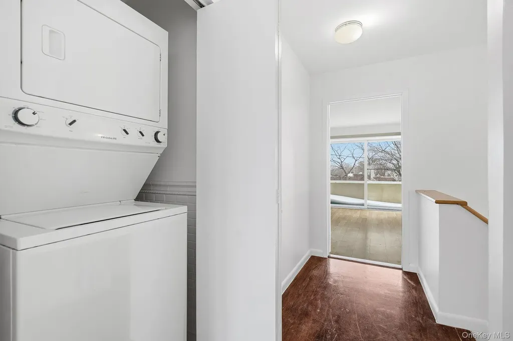 152 Tier Street Bronx NY 10464