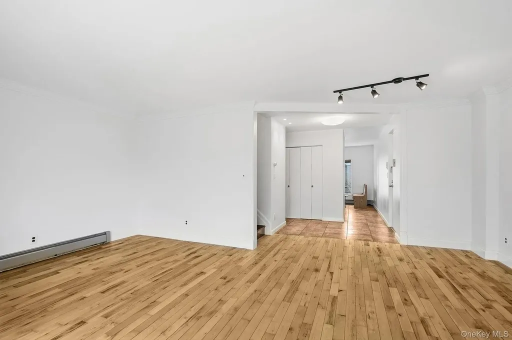 152 Tier Street Bronx NY 10464