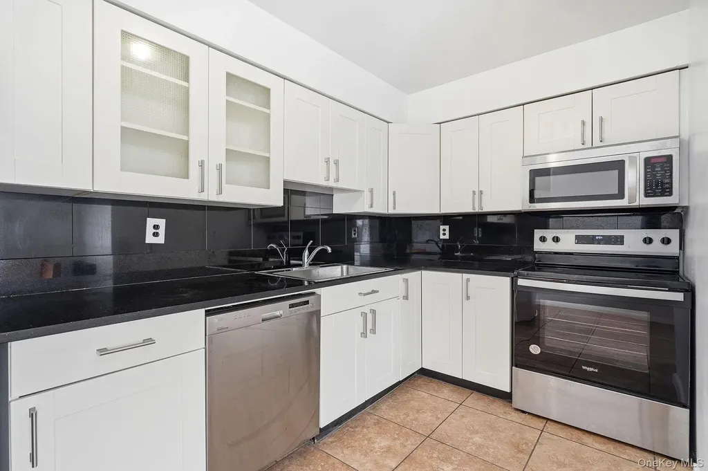152 Tier Street Bronx NY 10464