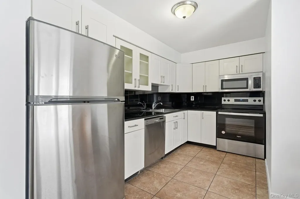 152 Tier Street Bronx NY 10464