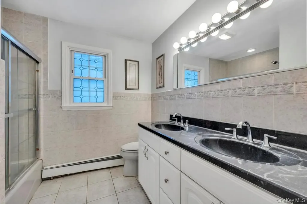 15 E Woodside Avenue Patchogue NY 11772