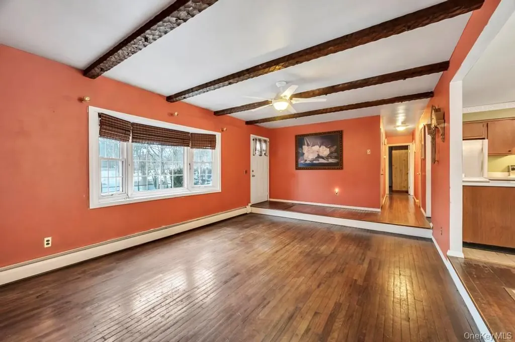 15 E Woodside Avenue Patchogue NY 11772