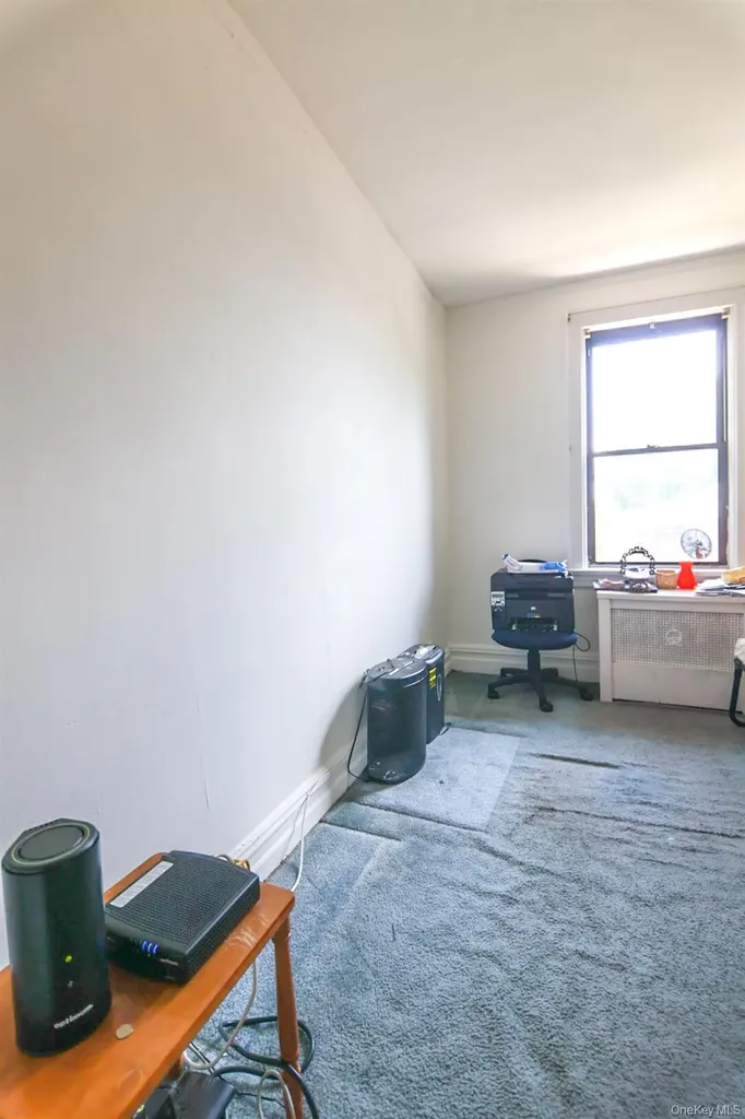 2555 Westervelt Avenue Bronx NY 10469