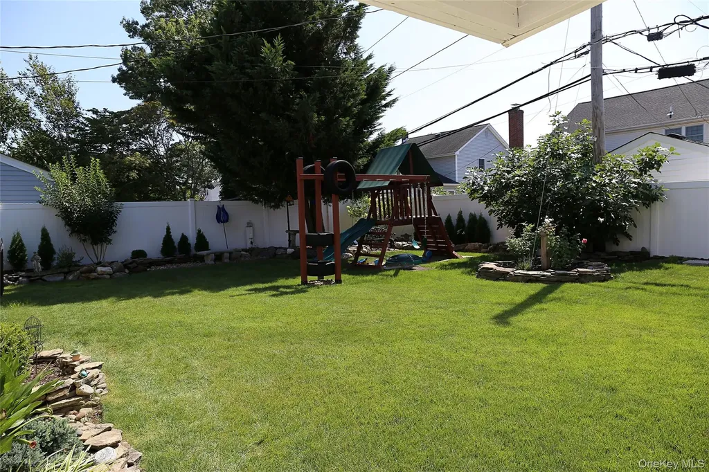 1300 Lakeside Drive Wantagh NY 11793