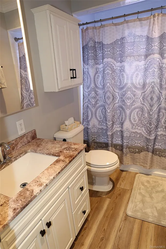 1300 Lakeside Drive Wantagh NY 11793