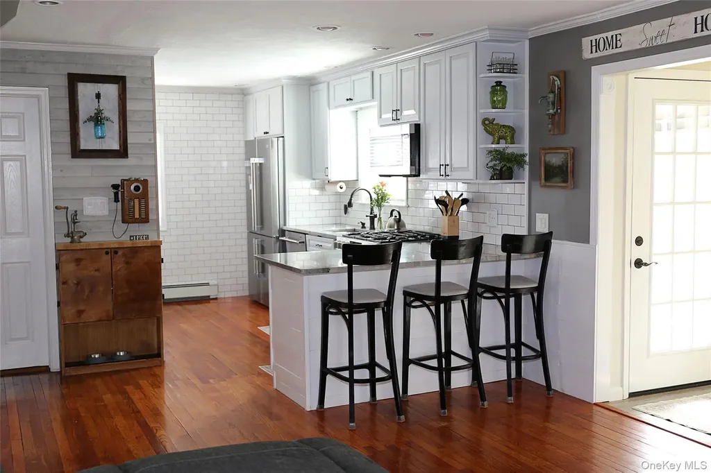 1300 Lakeside Drive Wantagh NY 11793